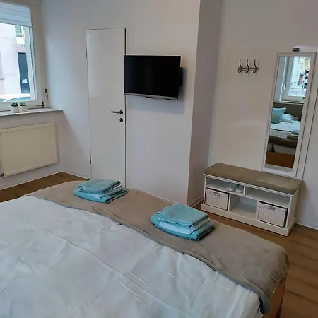 Soba Setr Kurent Pritlicje Jug * Ljubljana