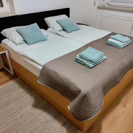 Soba Setr Kurent Pritlicje Jug