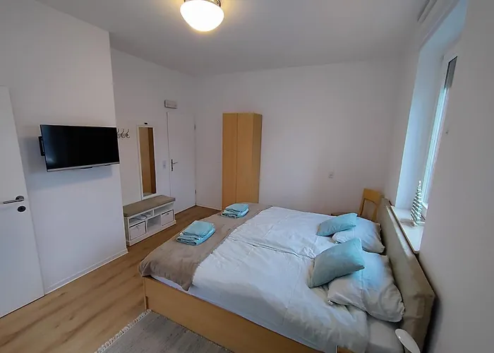 Soba Setr Kurent Pritlicje Jug Nastanitev v družini Ljubljana